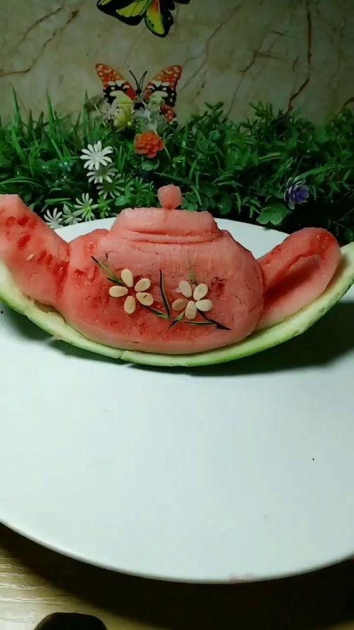 浮夸茶壶吃瓜,浮夸茶壶与吃瓜群众的欢乐日常