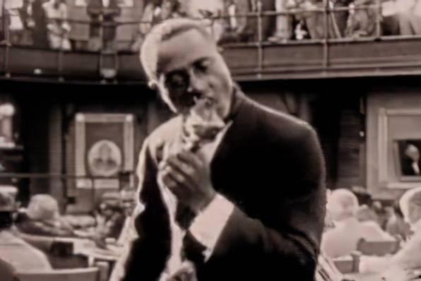 美国黑人吃瓜吃炸鸡,美国黑人文化中的炸鸡与吃瓜现象解析