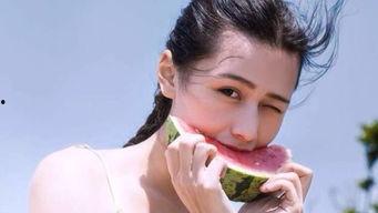 深情女吃瓜,揭秘娱乐圈背后的甜蜜与苦涩