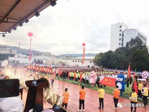 云南经贸学院吃瓜,校园吃瓜文化盛行，揭秘校园生活趣味瞬间