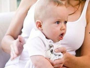 宝宝吃瓜呛到咳嗽,家长如何应对与预防